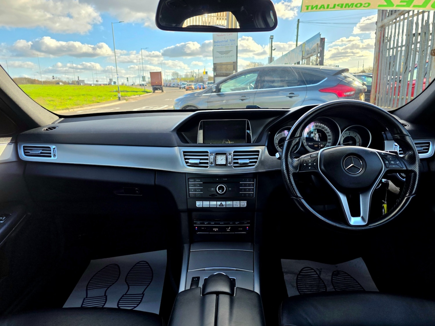 Used Mercedes-Benz E Class 2015 for sale - 77578403: Photo 33