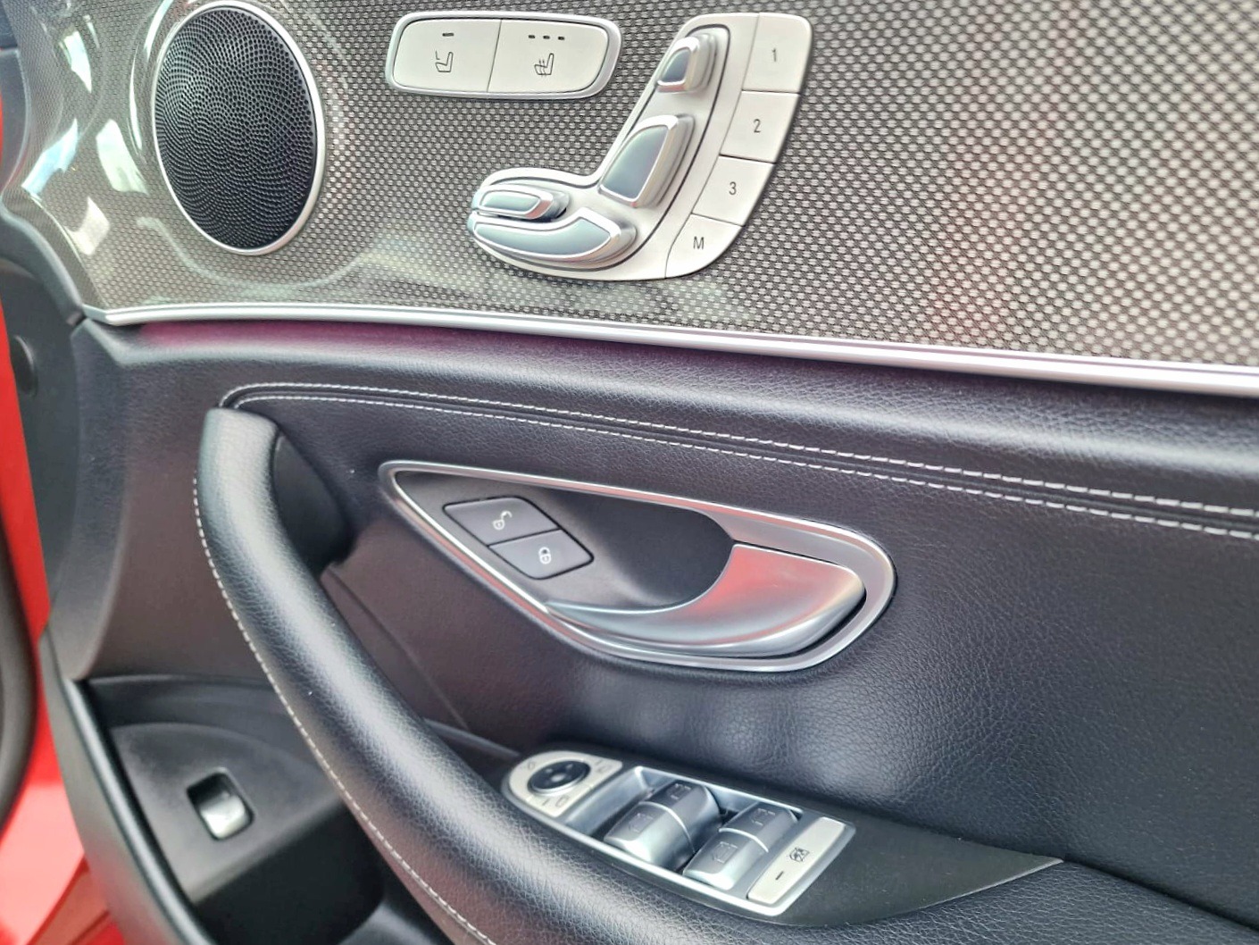 Used Mercedes-Benz E Class 2016 for sale - 76358257: Photo 21