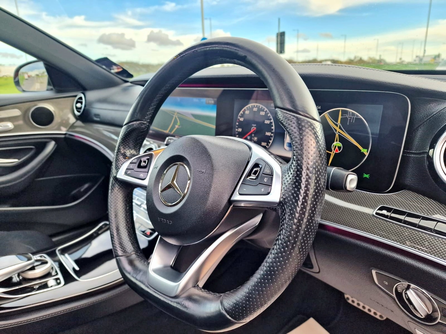 Used Mercedes-Benz E Class 2016 for sale - 76358257: Photo 25