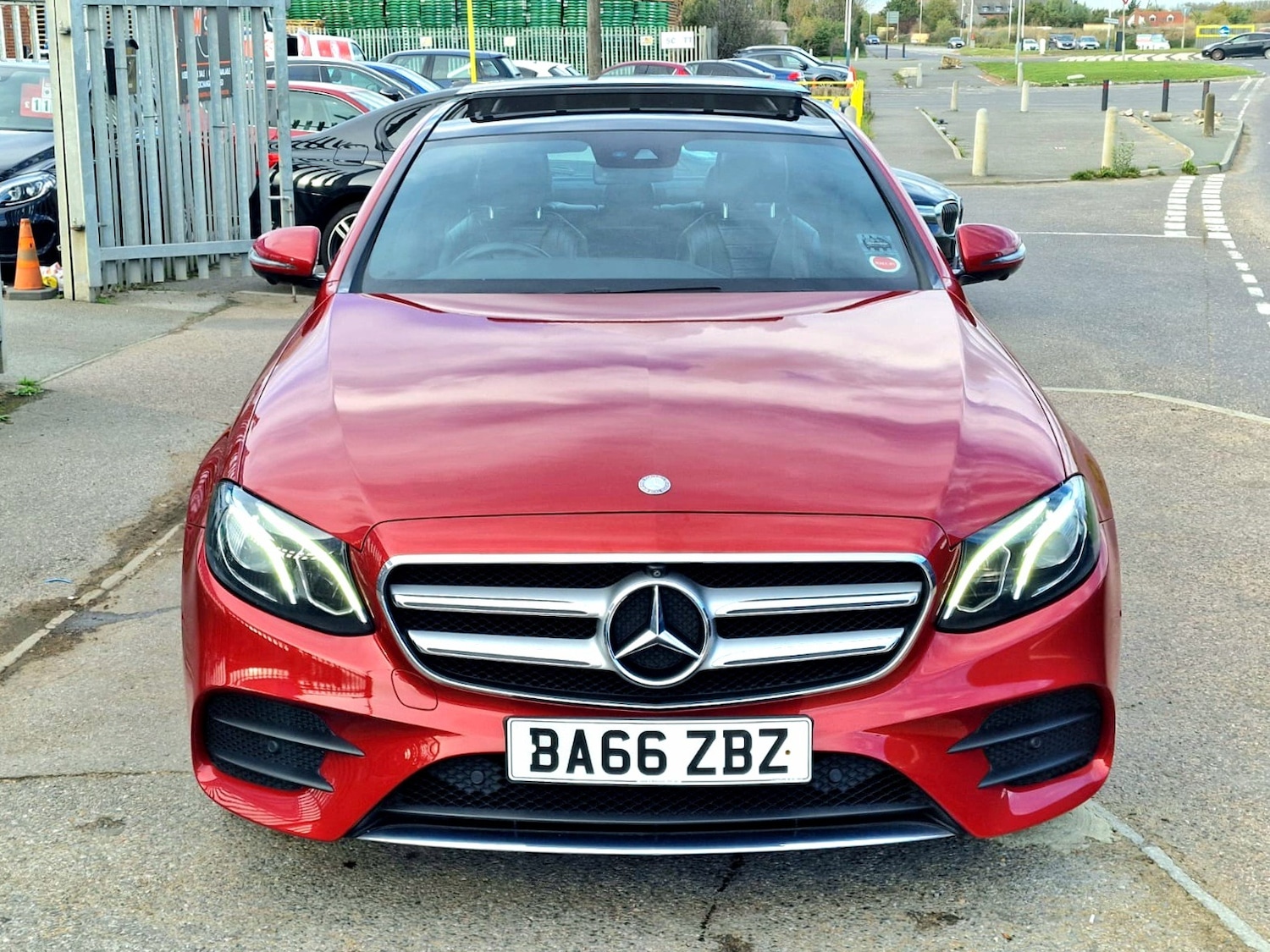 Used Mercedes-Benz E Class 2016 for sale - 76358257: Photo 4