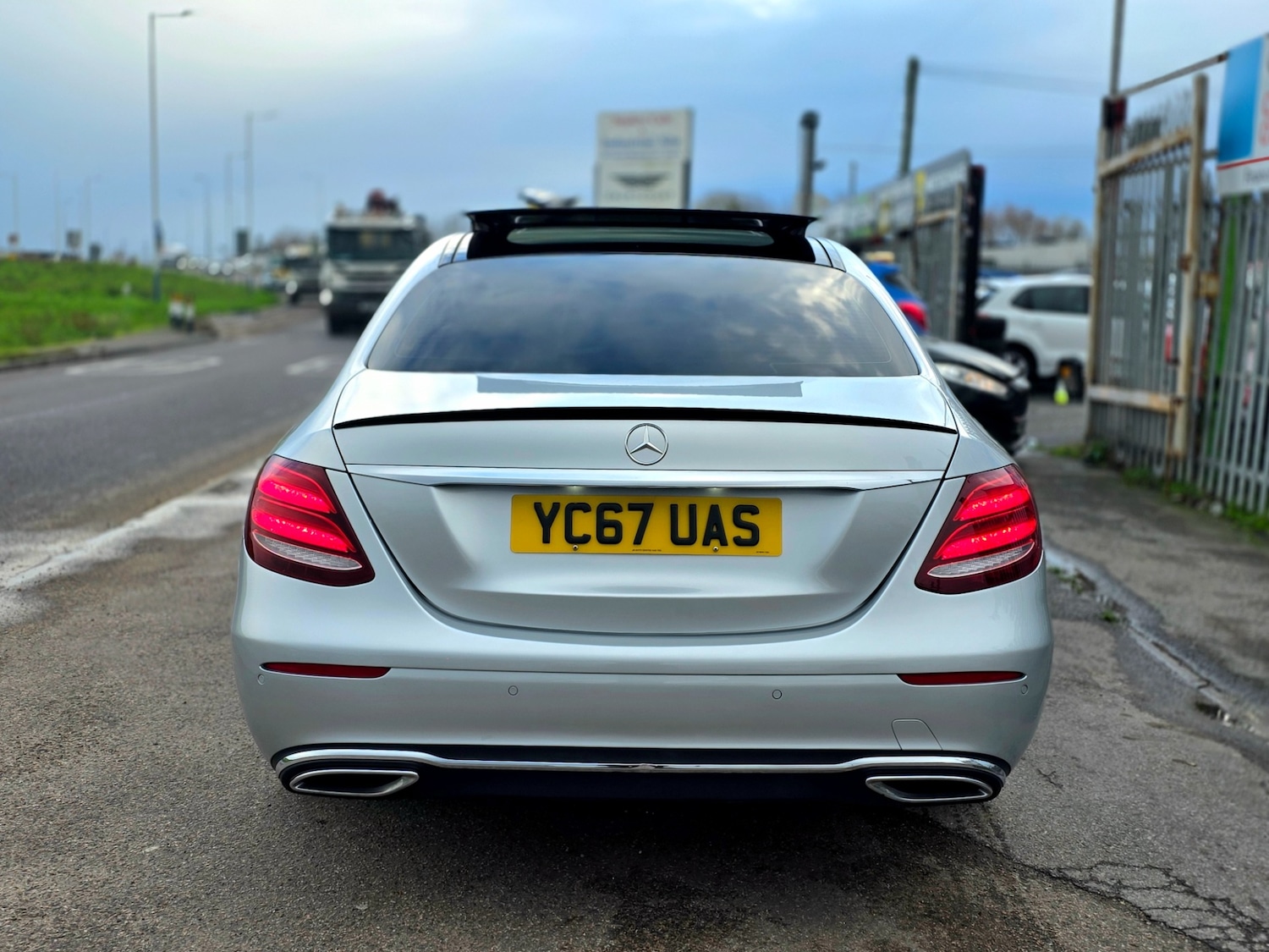 Used Mercedes-Benz E Class 2017 for sale - 76885203: Photo 14