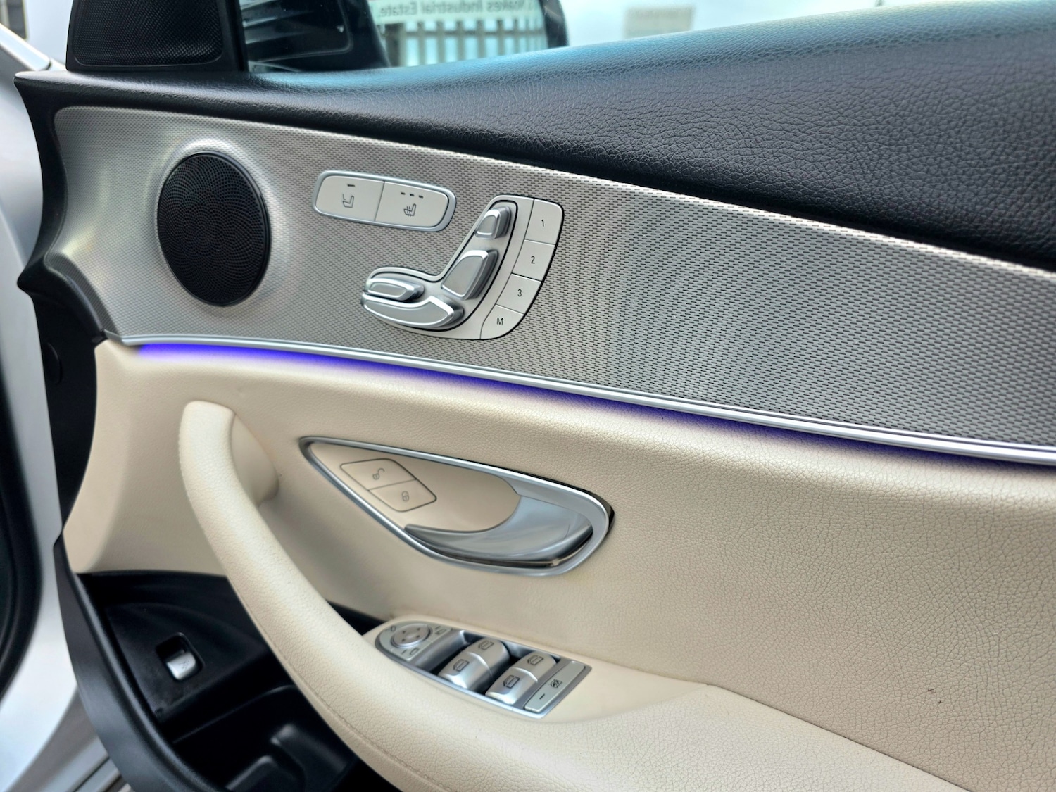 Used Mercedes-Benz E Class 2017 for sale - 76885203: Photo 18