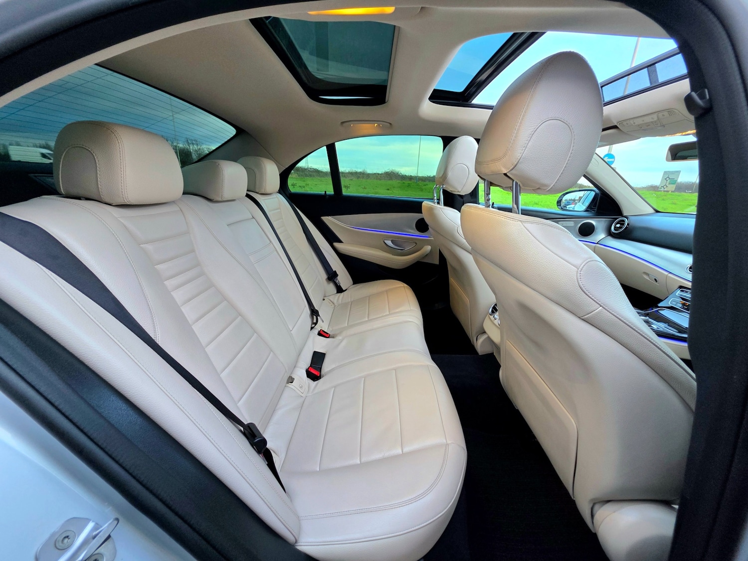 Used Mercedes-Benz E Class 2017 for sale - 76885203: Photo 32