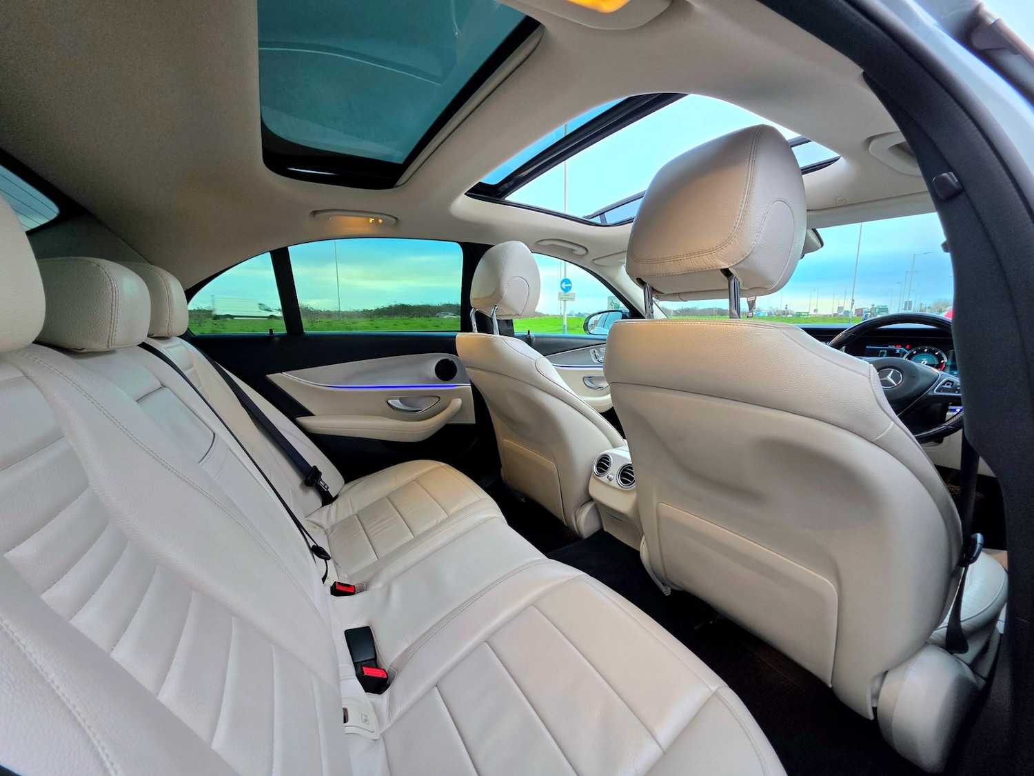 Used Mercedes-Benz E Class 2017 for sale - 76885203: Photo 34