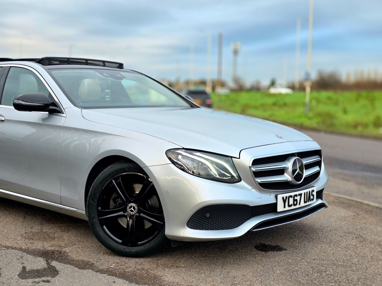 Used Mercedes-Benz E Class 2017 for sale - 76885203: Photo 9