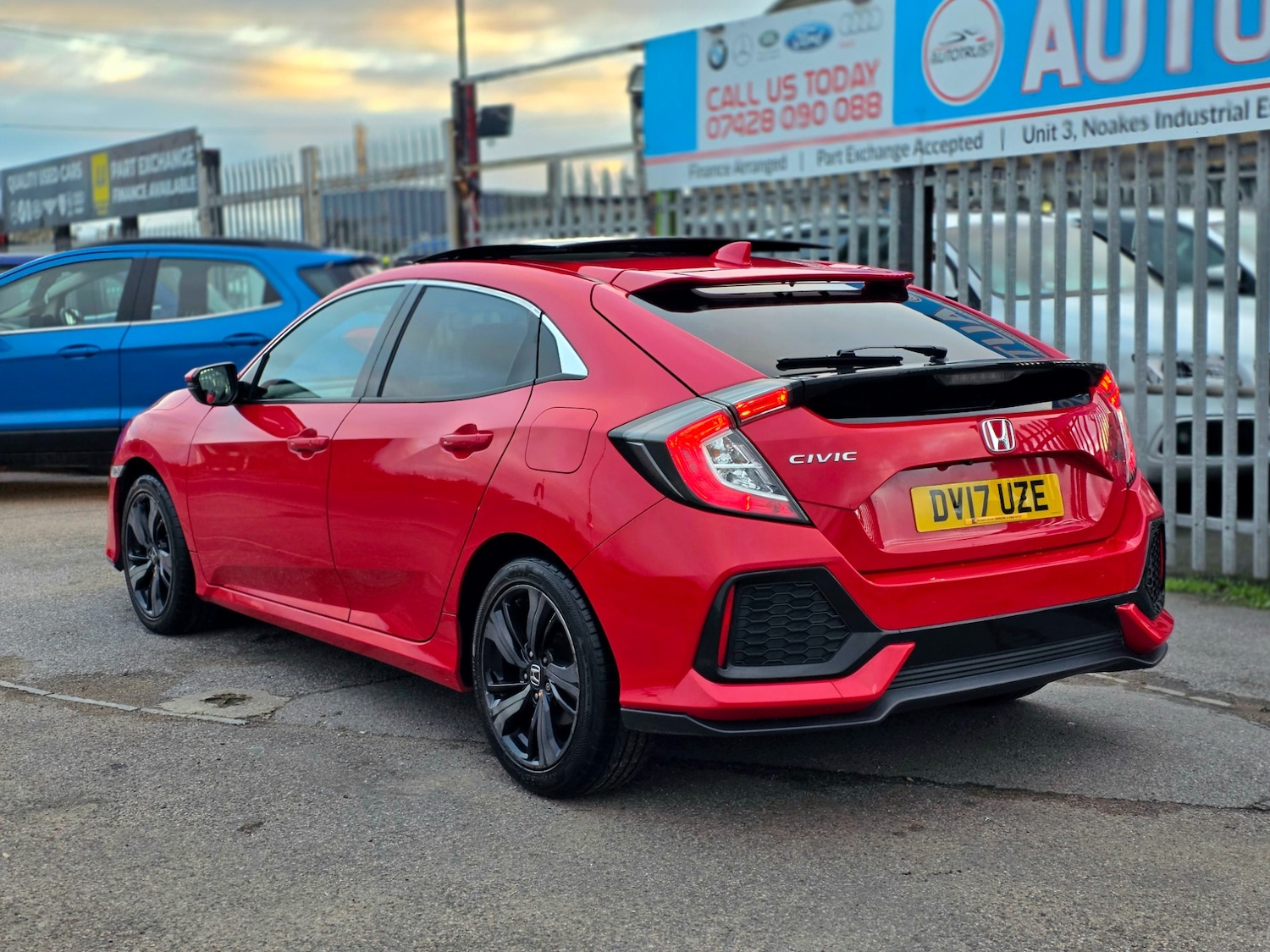 Used Honda Civic 2017 for sale - 76713450: Photo 10