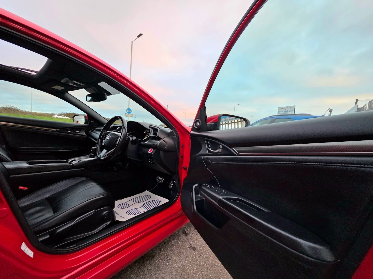 Used Honda Civic 2017 for sale - 76713450: Photo 14