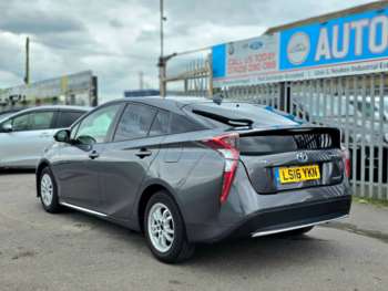 Used Toyota Prius 2016 for sale - 74624106: Photo