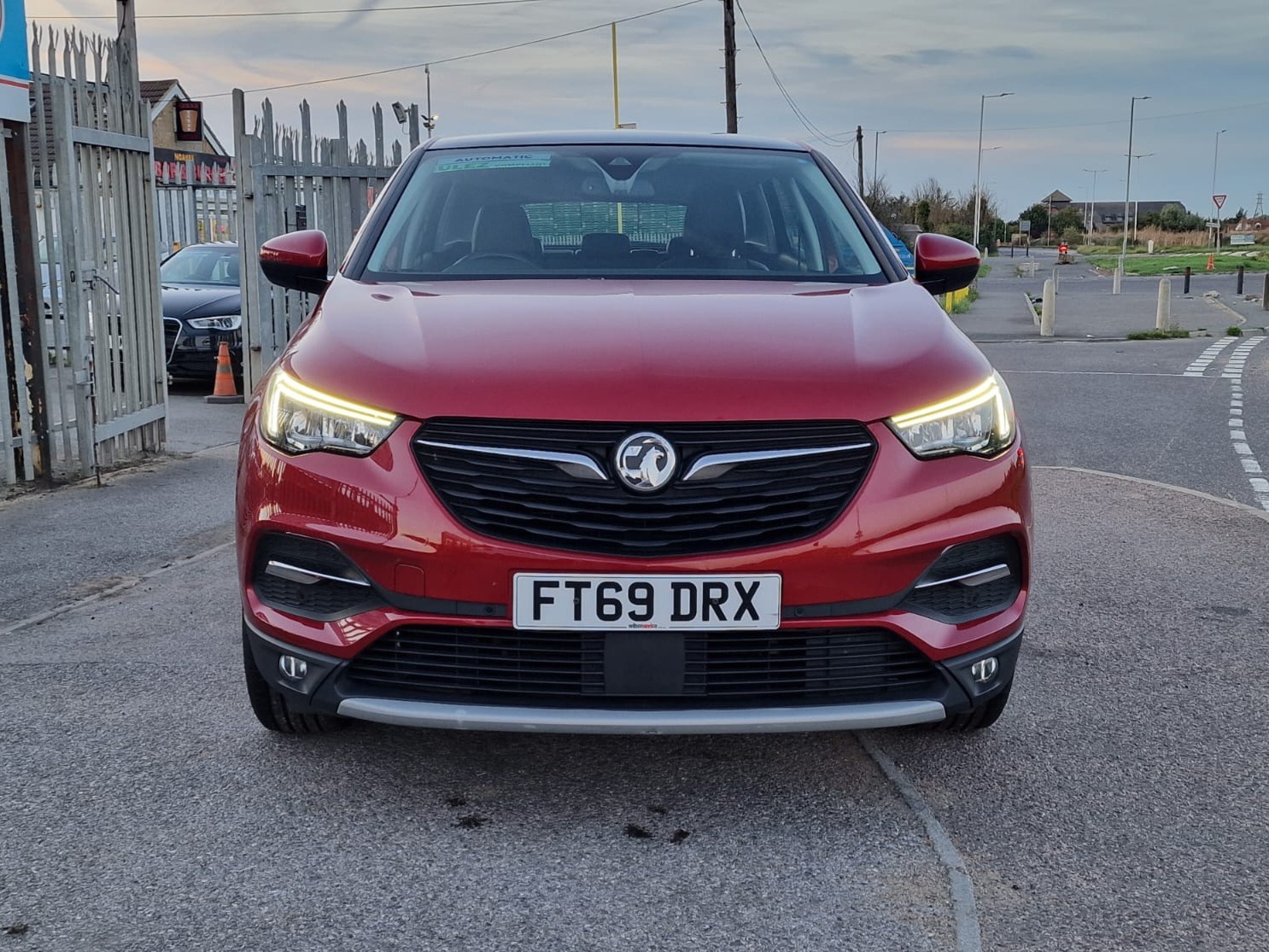 Used Vauxhall Grandland X 2020 for sale - 76024257: Photo 3