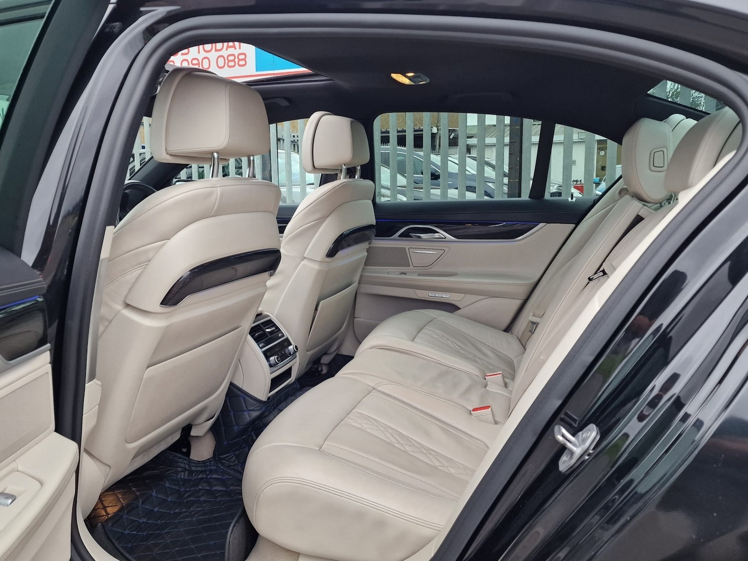 Used BMW 7 Series 2018 for sale - 76023979: Photo 30