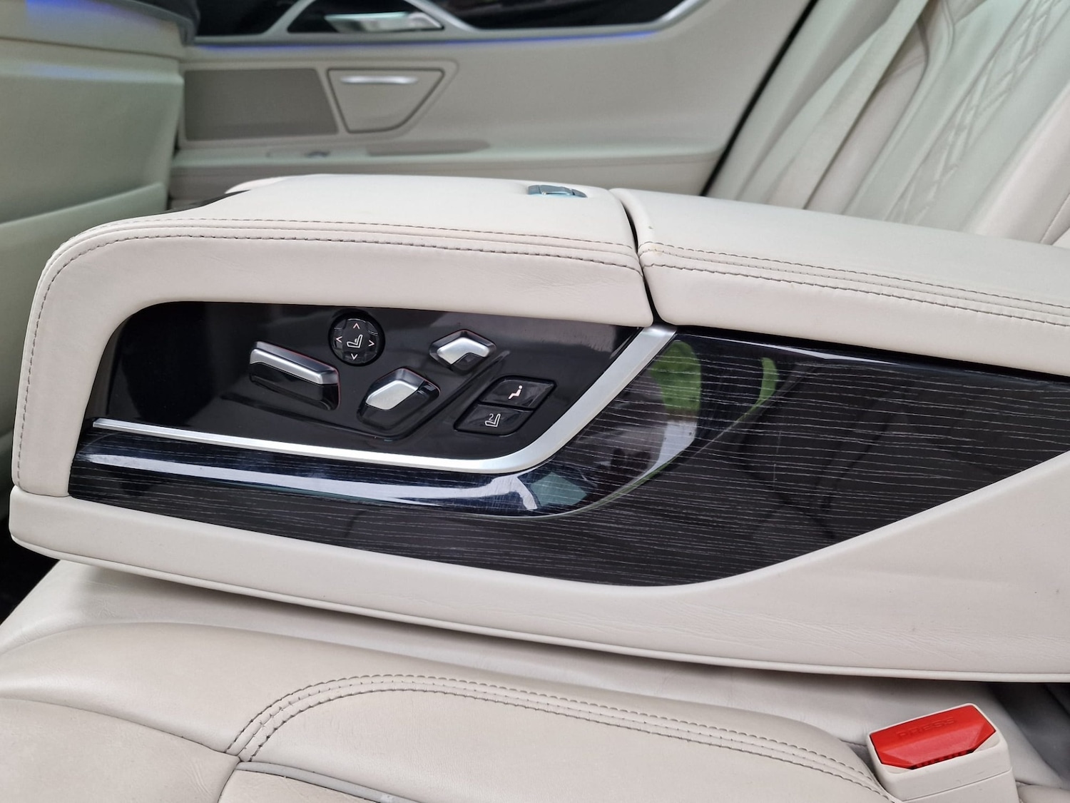 Used BMW 7 Series 2018 for sale - 76023979: Photo 33