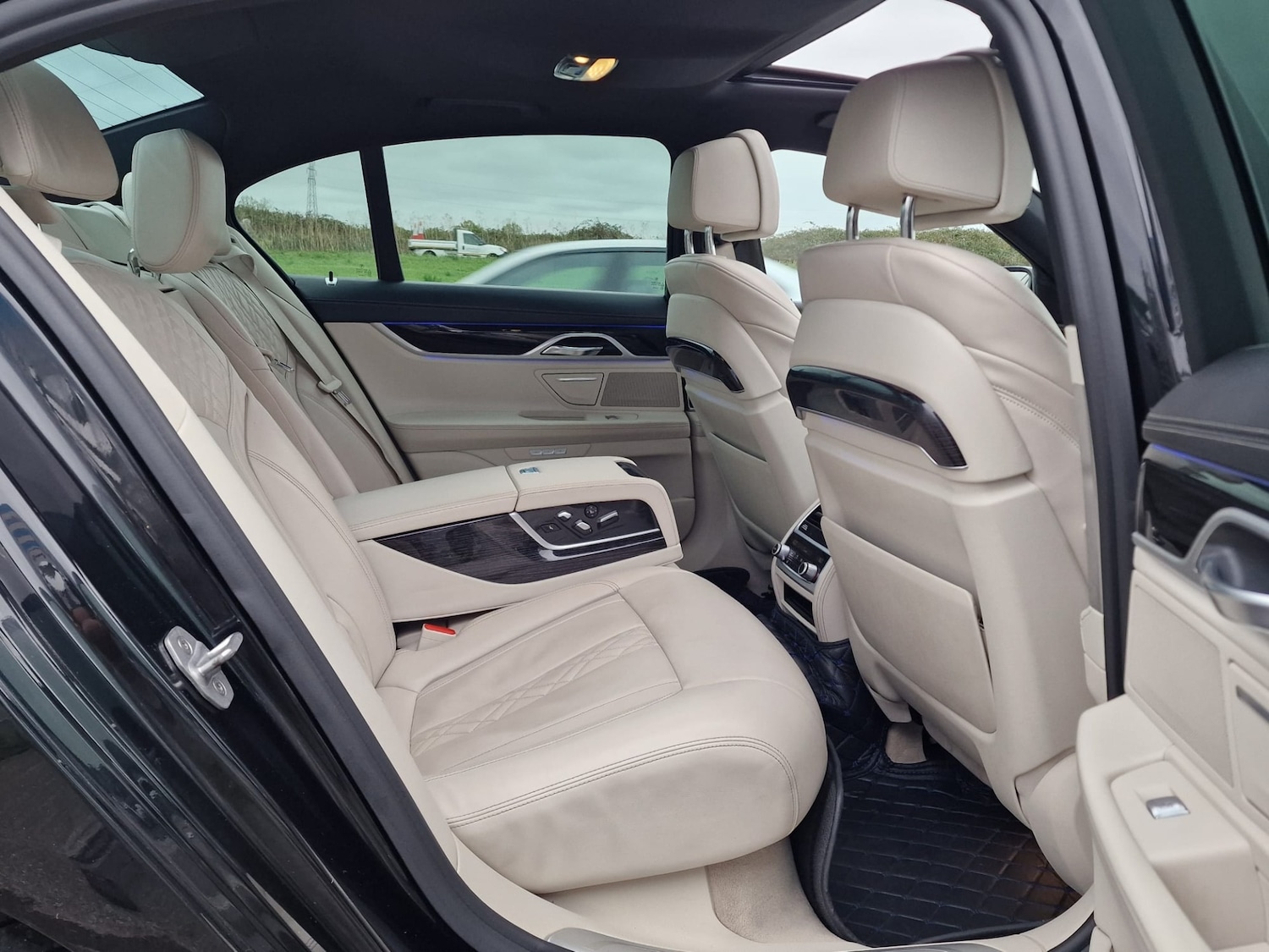 Used BMW 7 Series 2018 for sale - 76023979: Photo 34