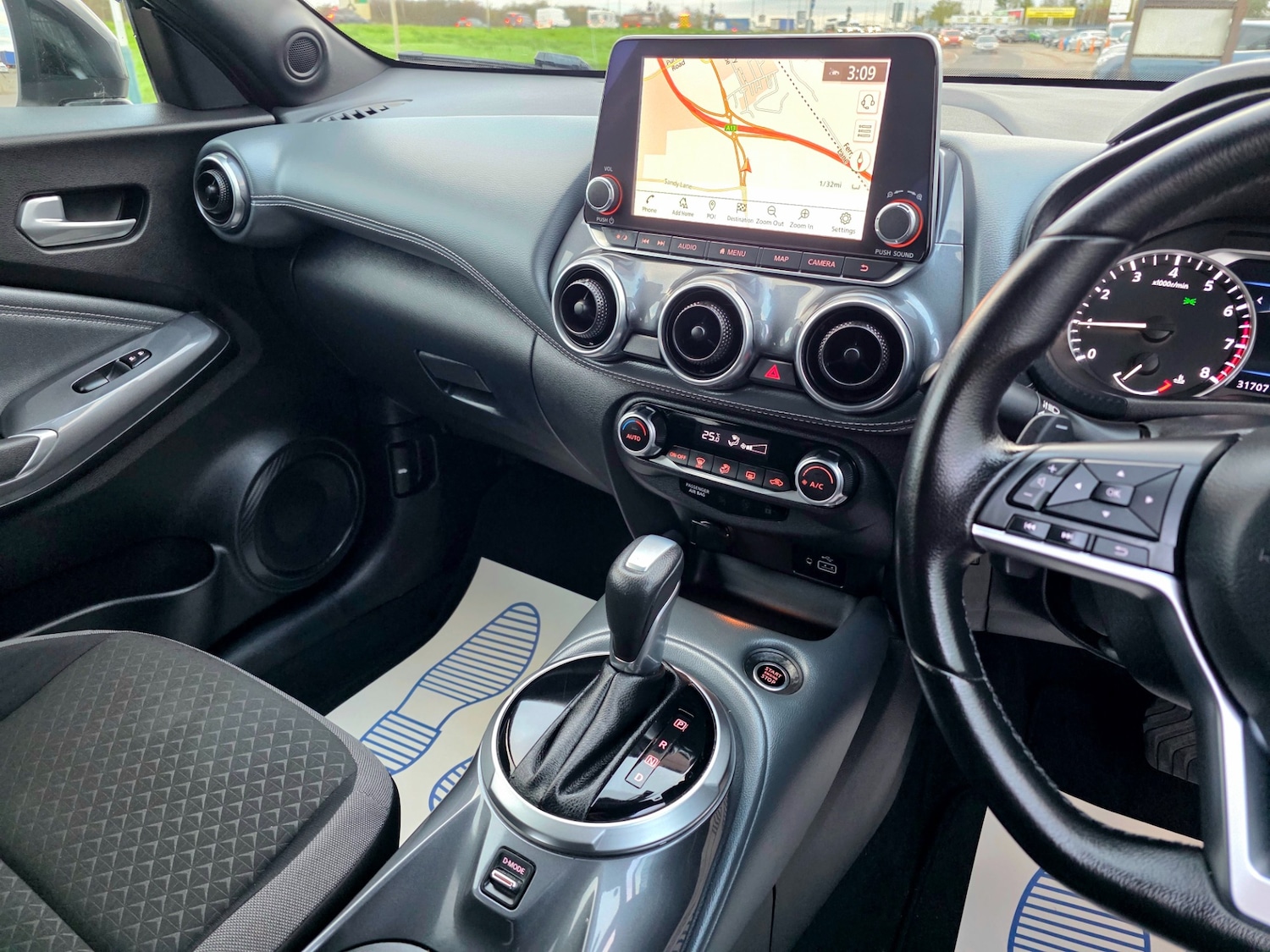 Used Nissan Juke 2021 for sale - 76653059: Photo 23