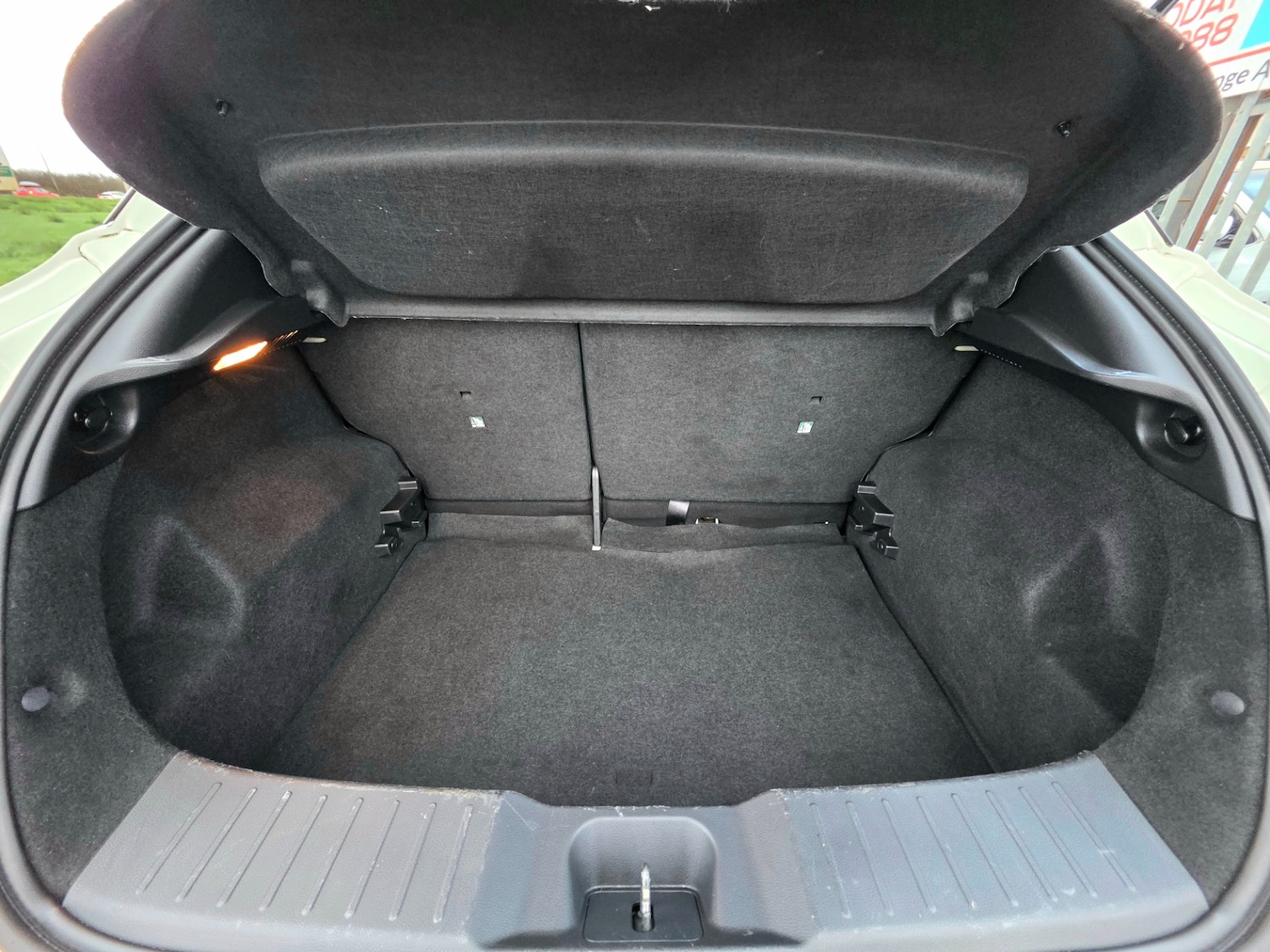 Used Nissan Juke 2021 for sale - 76653059: Photo 37