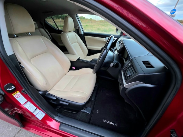 Used Lexus CT 2011 for sale - 75368631: Photo 15