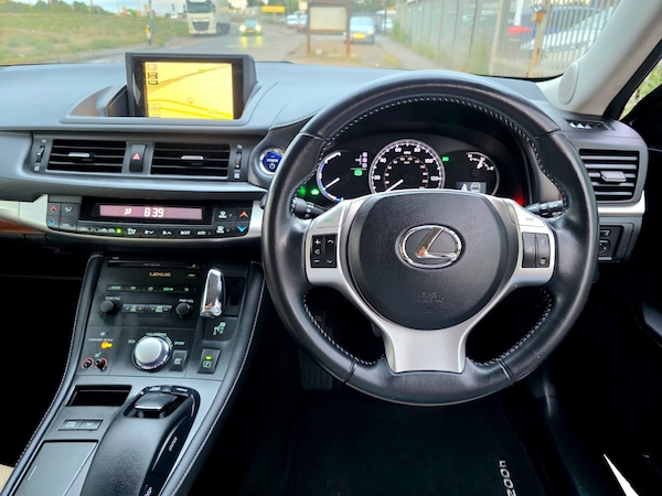 Used Lexus CT 2011 for sale - 75368631: Photo 8