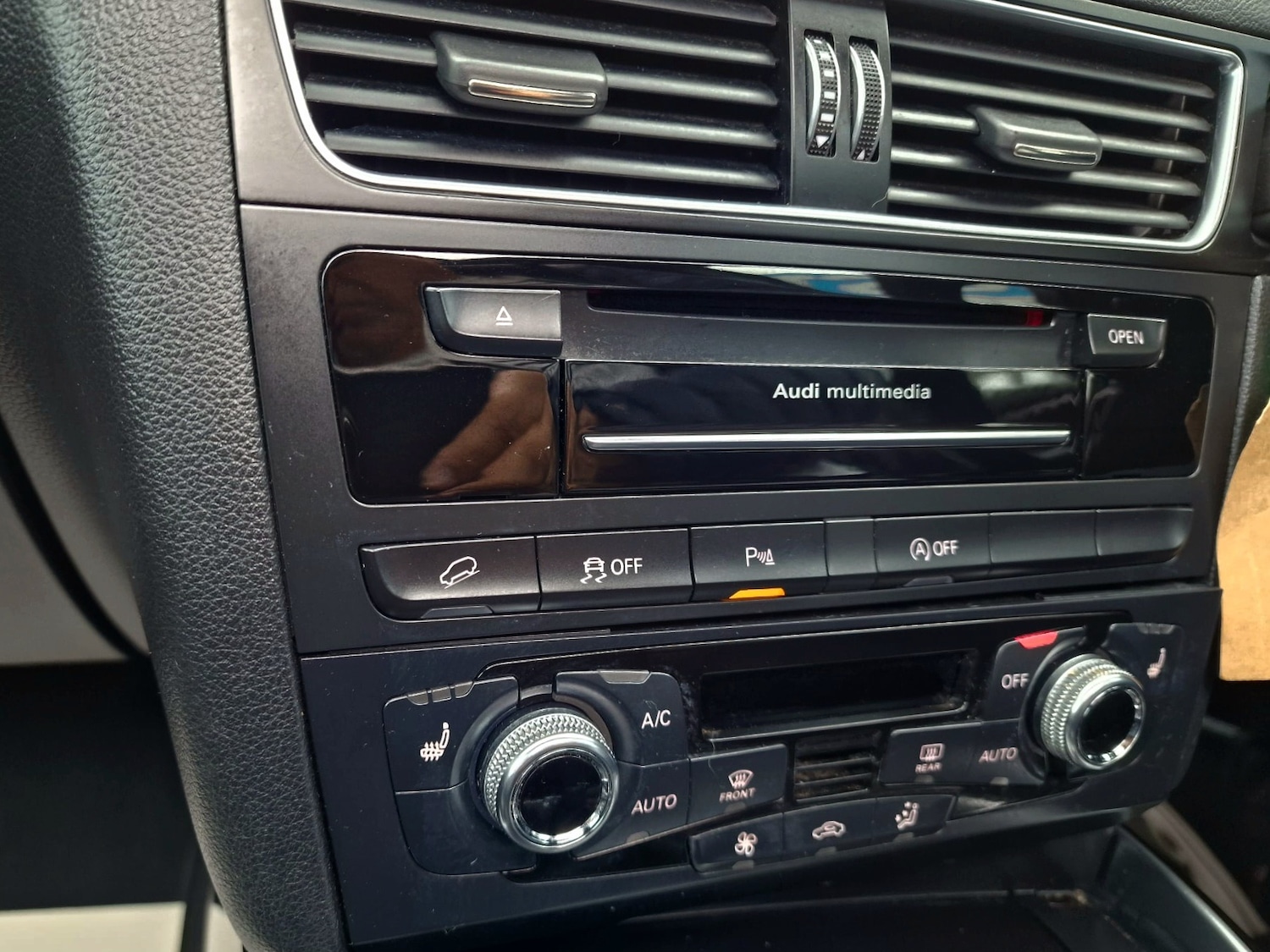 Used Audi Q5 2015 for sale - 76355006: Photo 24