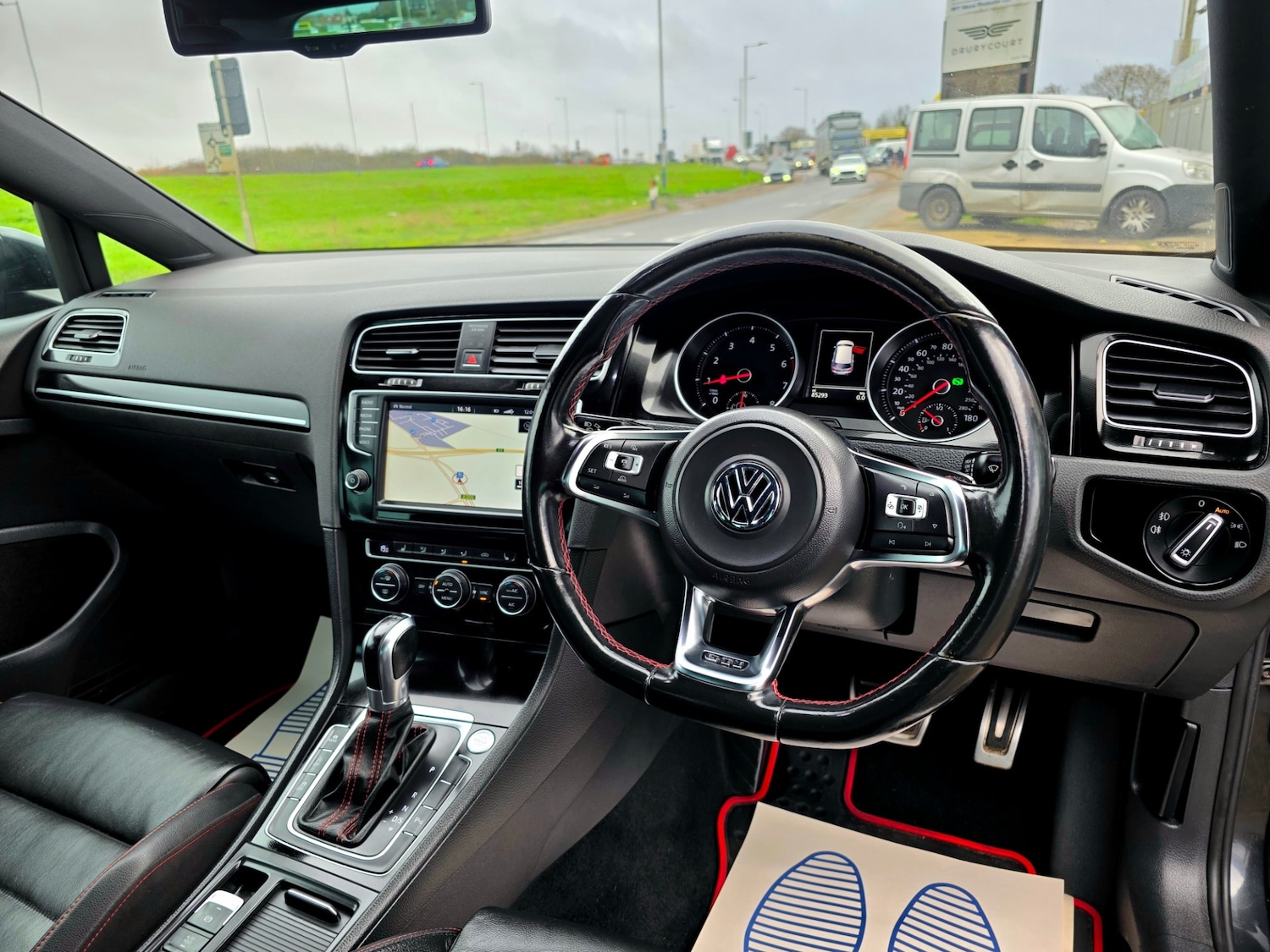 Used Volkswagen Golf 2016 for sale - 77704209: Photo 24