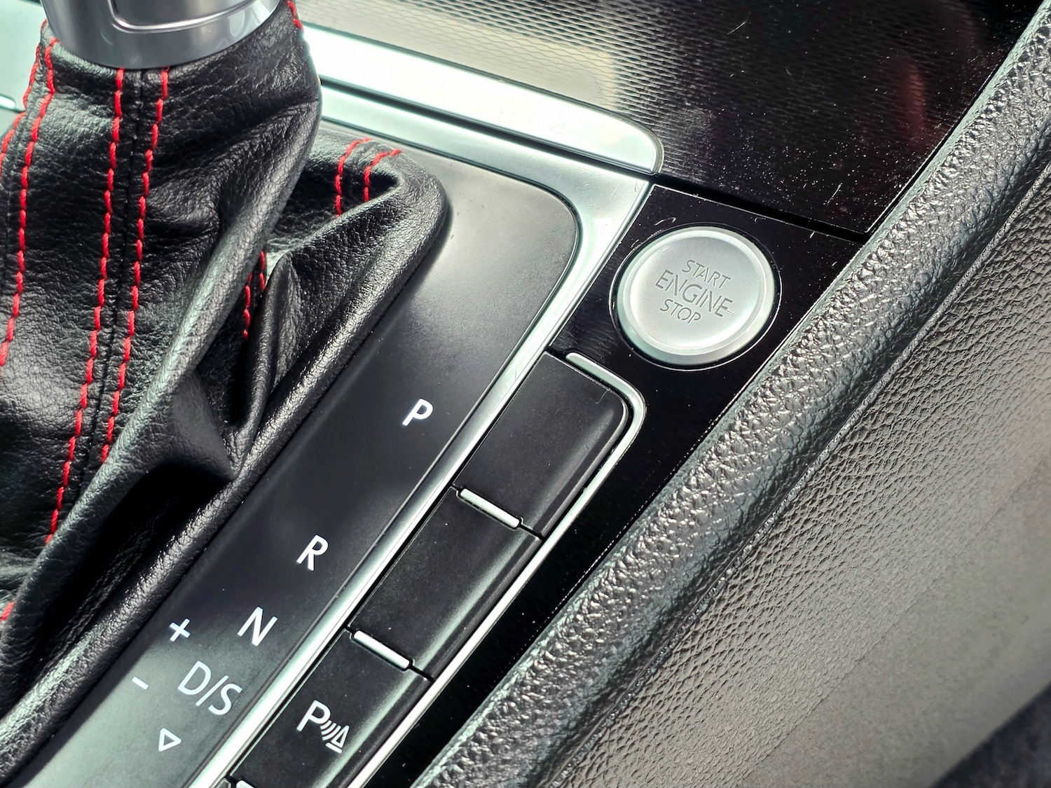 Used Volkswagen Golf 2016 for sale - 77704209: Photo 34