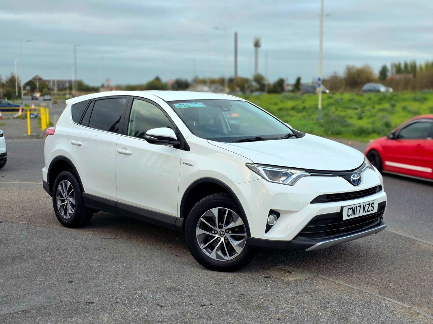 Used Toyota RAV4 2017 for sale - 76232629: Photo 5