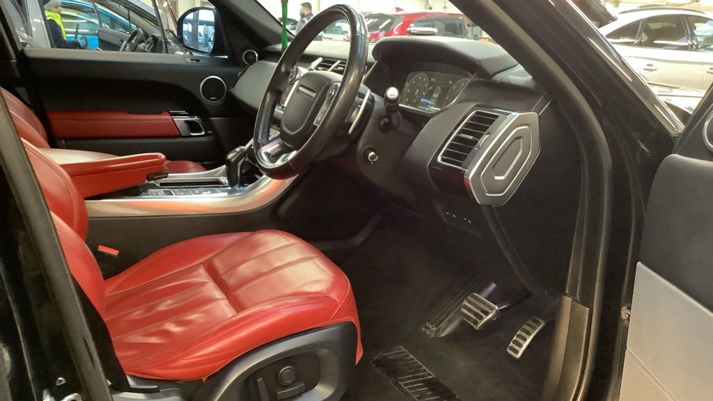Used Land Rover Range Rover Sport 2018 for sale - 77905290: Photo 9