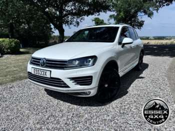 2017 (17) - 3.0 V6 R-LINE TDI BLUEMOTION TECHNOLOGY AUTOMATIC 5-Door