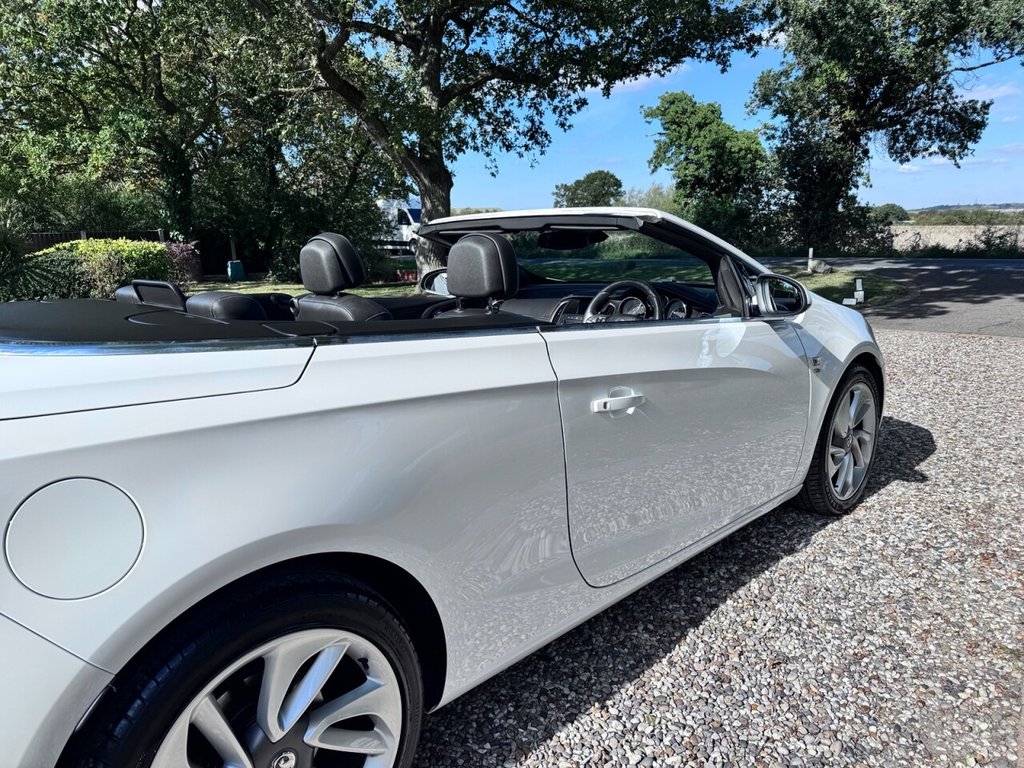 Used Vauxhall Cascada 2013 for sale - 76106240: Photo 18