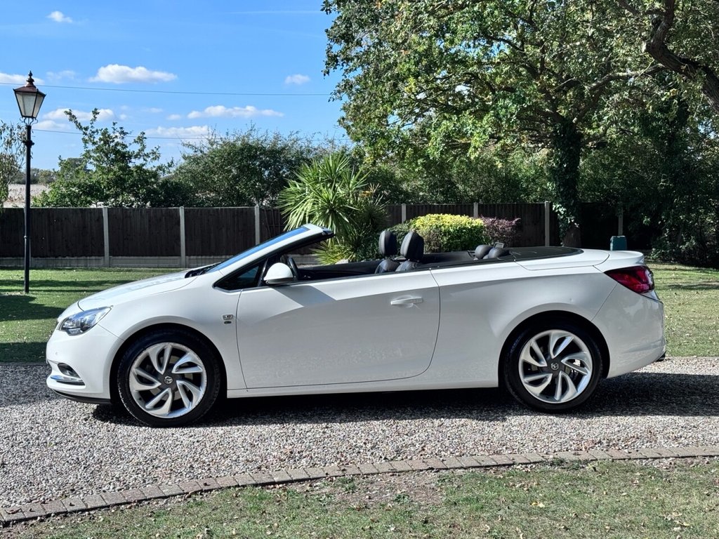 Used Vauxhall Cascada 2013 for sale - 76106240: Photo 2