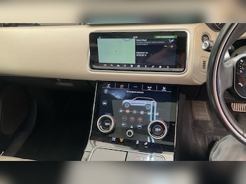 Used Land Rover Range Rover Velar 2018 for sale - 79155430: Photo