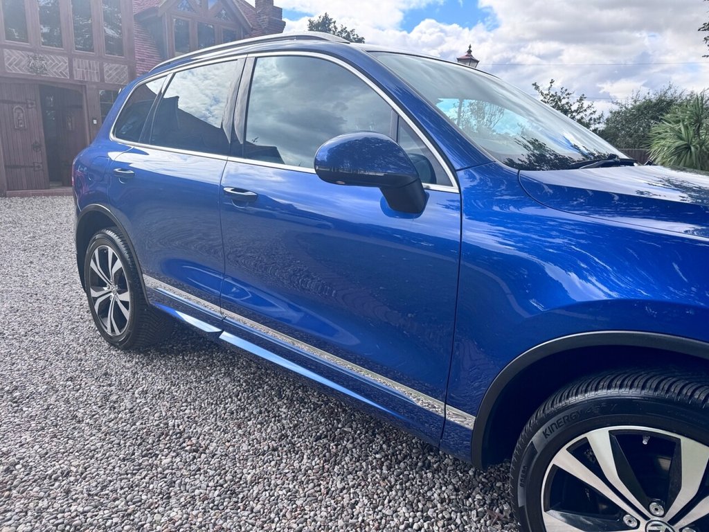 Used Volkswagen Touareg 2017 for sale - 76029473: Photo 24