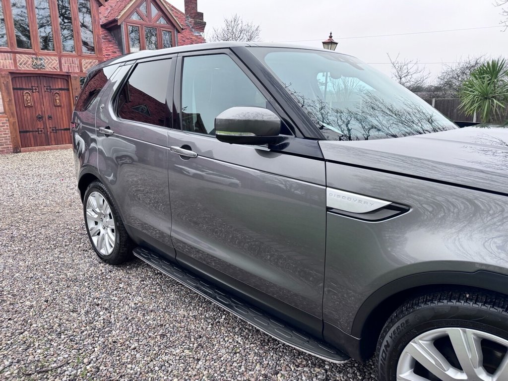 Used Land Rover Discovery 2018 for sale - 77328471: Photo 18