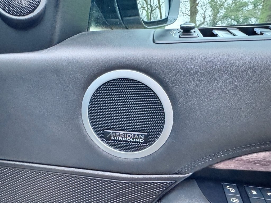 Used Land Rover Discovery 2018 for sale - 77328471: Photo 30