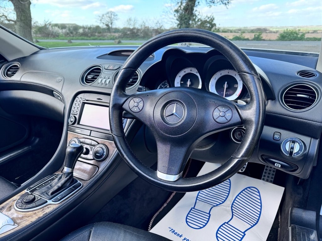 Used Mercedes-Benz SL 2008 for sale - 78111080: Photo 8