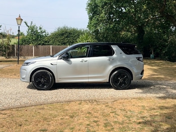 Used Land Rover Discovery Sport 2021 for sale - 79288787: Photo