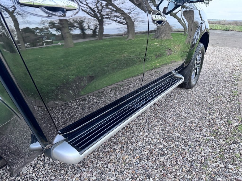 Used Nissan Navara 2016 for sale - 77451869: Photo 17