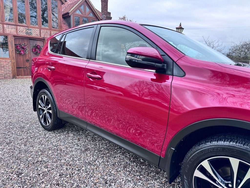 Used Toyota RAV4 2014 for sale - 76923880: Photo 18