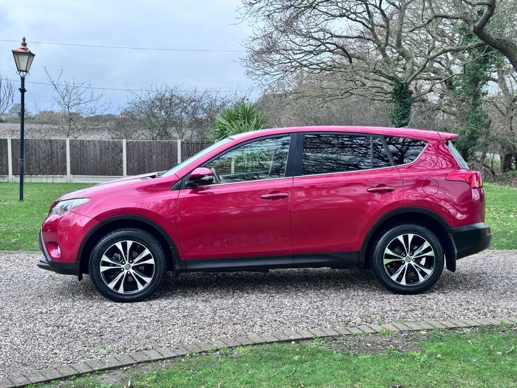 Used Toyota RAV4 2014 for sale - 76923880: Photo 2