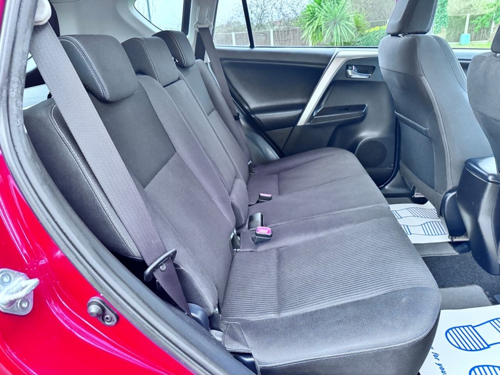 Used Toyota RAV4 2014 for sale - 76923880: Photo 7