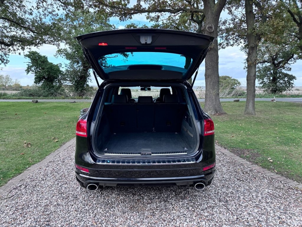 Used Volkswagen Touareg 2013 for sale - 76396200: Photo 17