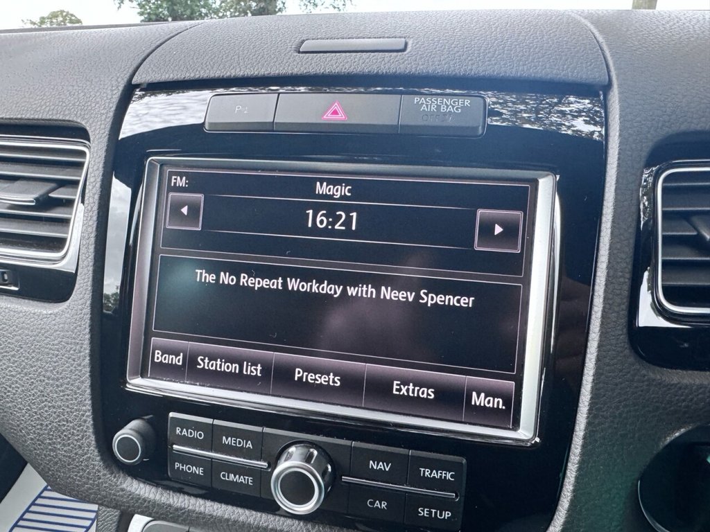 Used Volkswagen Touareg 2013 for sale - 76396200: Photo 26