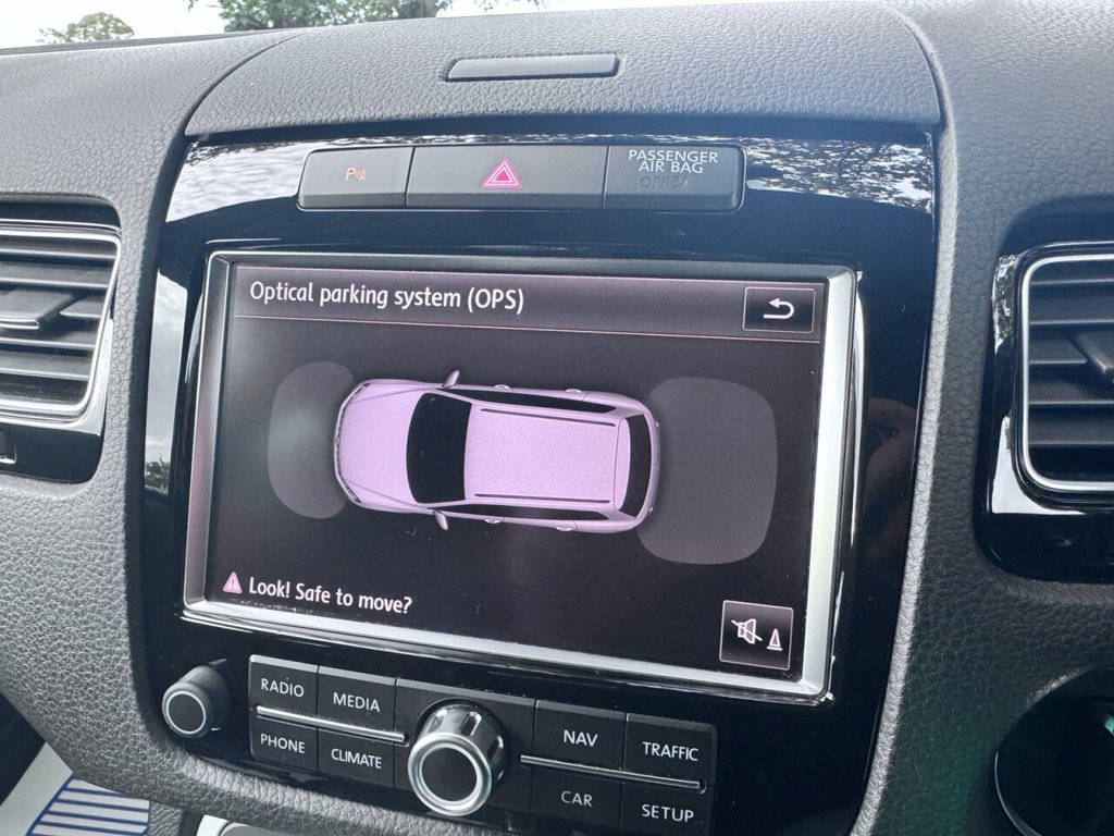 Used Volkswagen Touareg 2013 for sale - 76396200: Photo 27