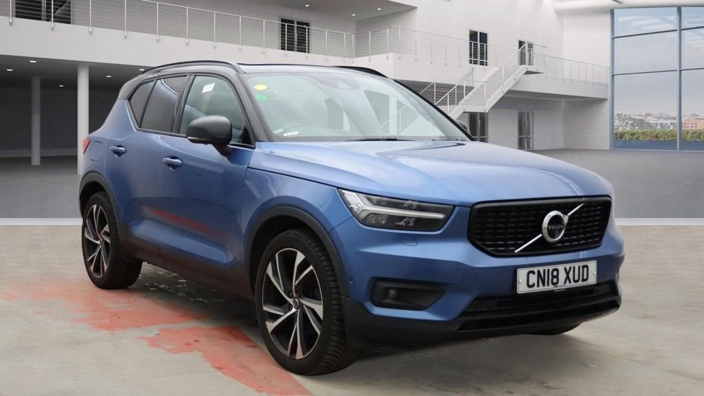 Used Volvo XC40 2018 for sale - 77765141: Photo 2