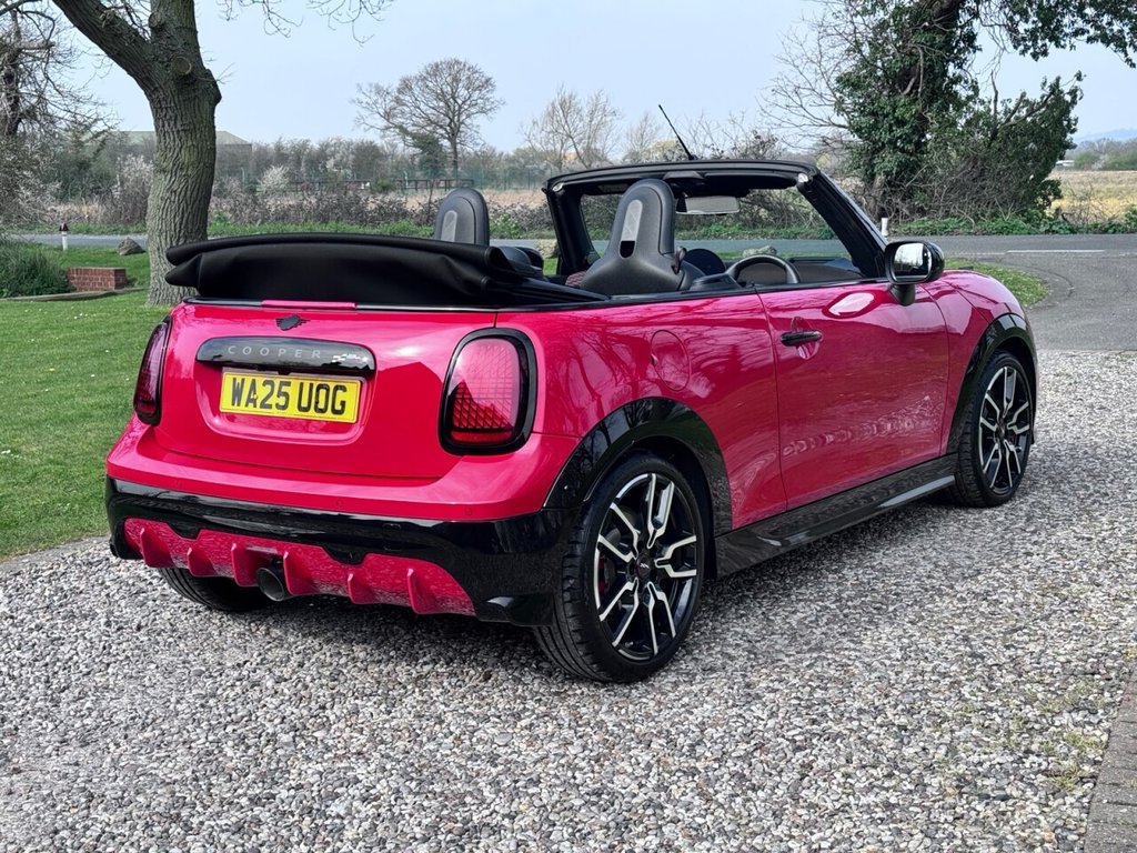 Used MINI Cooper 2025 for sale - 77990976: Photo 11