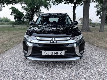 Used Mitsubishi Outlander 2019 for sale - 75527371: Photo