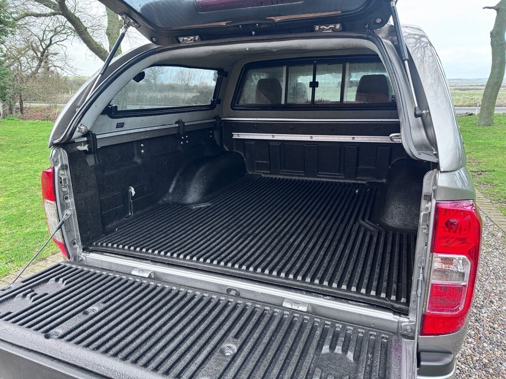 Used Nissan Navara 2018 for sale - 77369093: Photo 14