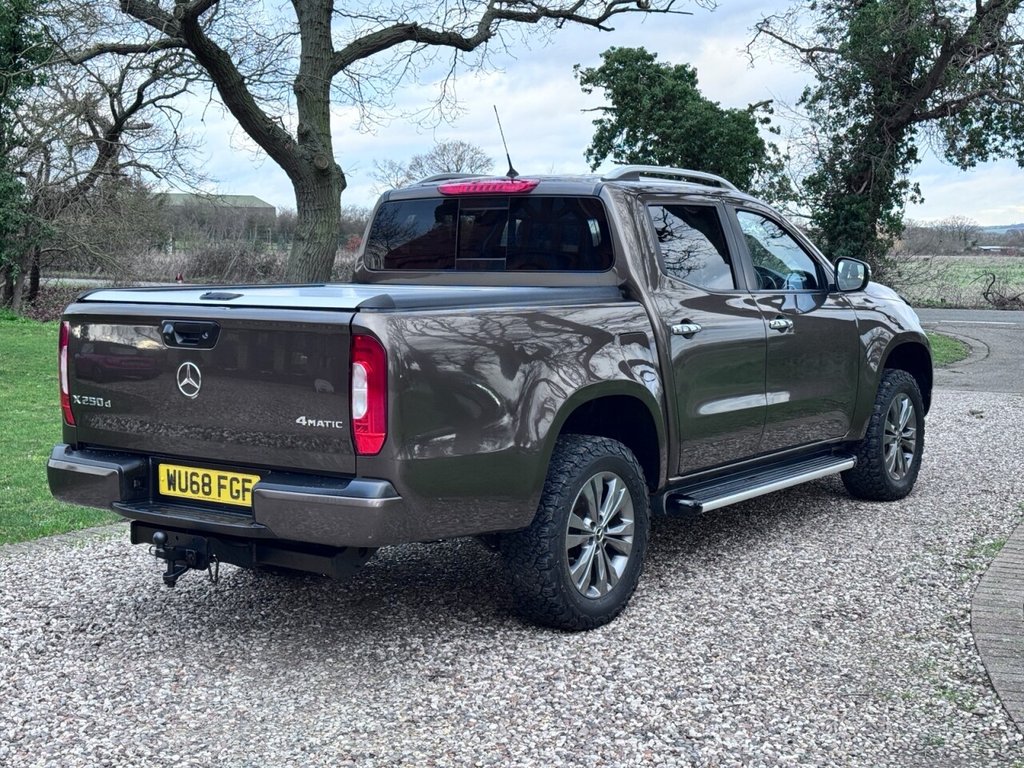 Used Mercedes-Benz X Class 2018 for sale - 77263295: Photo 13
