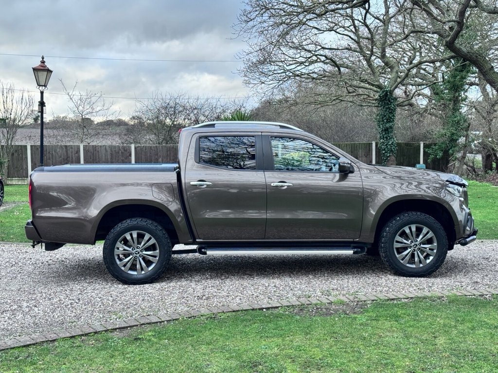 Used Mercedes-Benz X Class 2018 for sale - 77263295: Photo 4