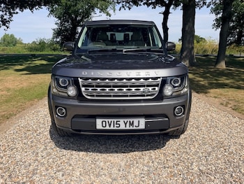 Used Land Rover Discovery 2015 for sale - 79022589: Photo