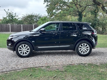 Used Land Rover Range Rover Evoque 2015 for sale - 76203491: Photo 2