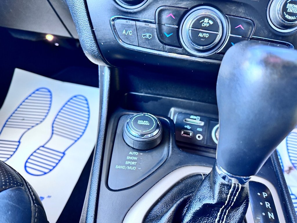 Used Jeep Cherokee 2015 for sale - 77779879: Photo 23